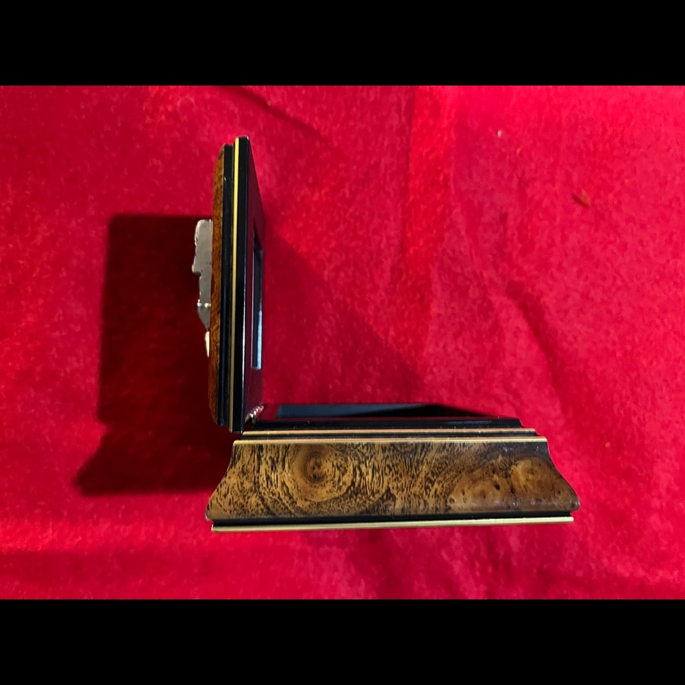 Small Earring or Ring Box - Picture 3 of 8